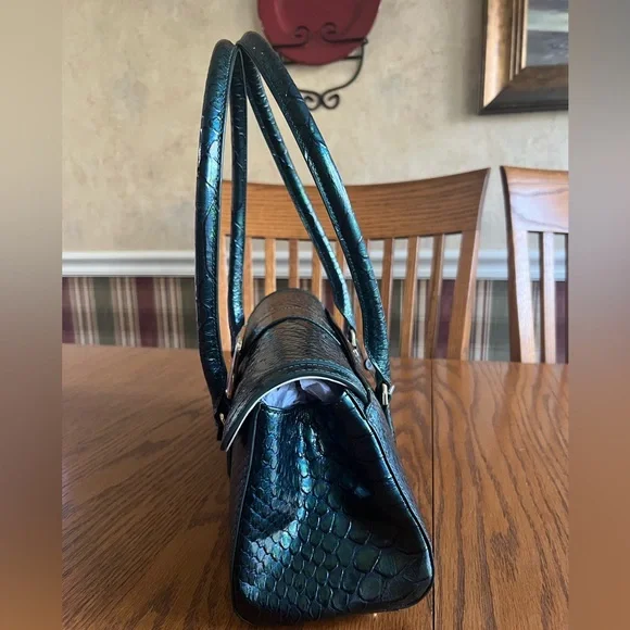 NWT Brahmin Dayan Leather Snake Embossed Shoulder Bag ONLY - Evergreen Kalopsia. - Picture 4 of 9